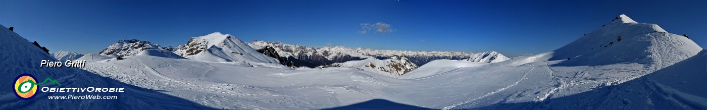 79 In primo piano Zuccone Campelli, Cima di Piazzo, Sodadura.jpg